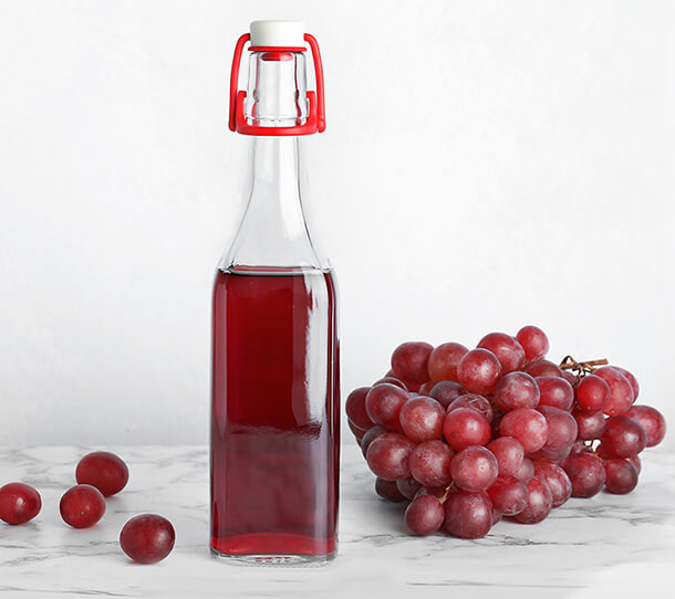 Aceto di Vino Bianco e Rosso: Usi e Proprietà - Fratelli Carli